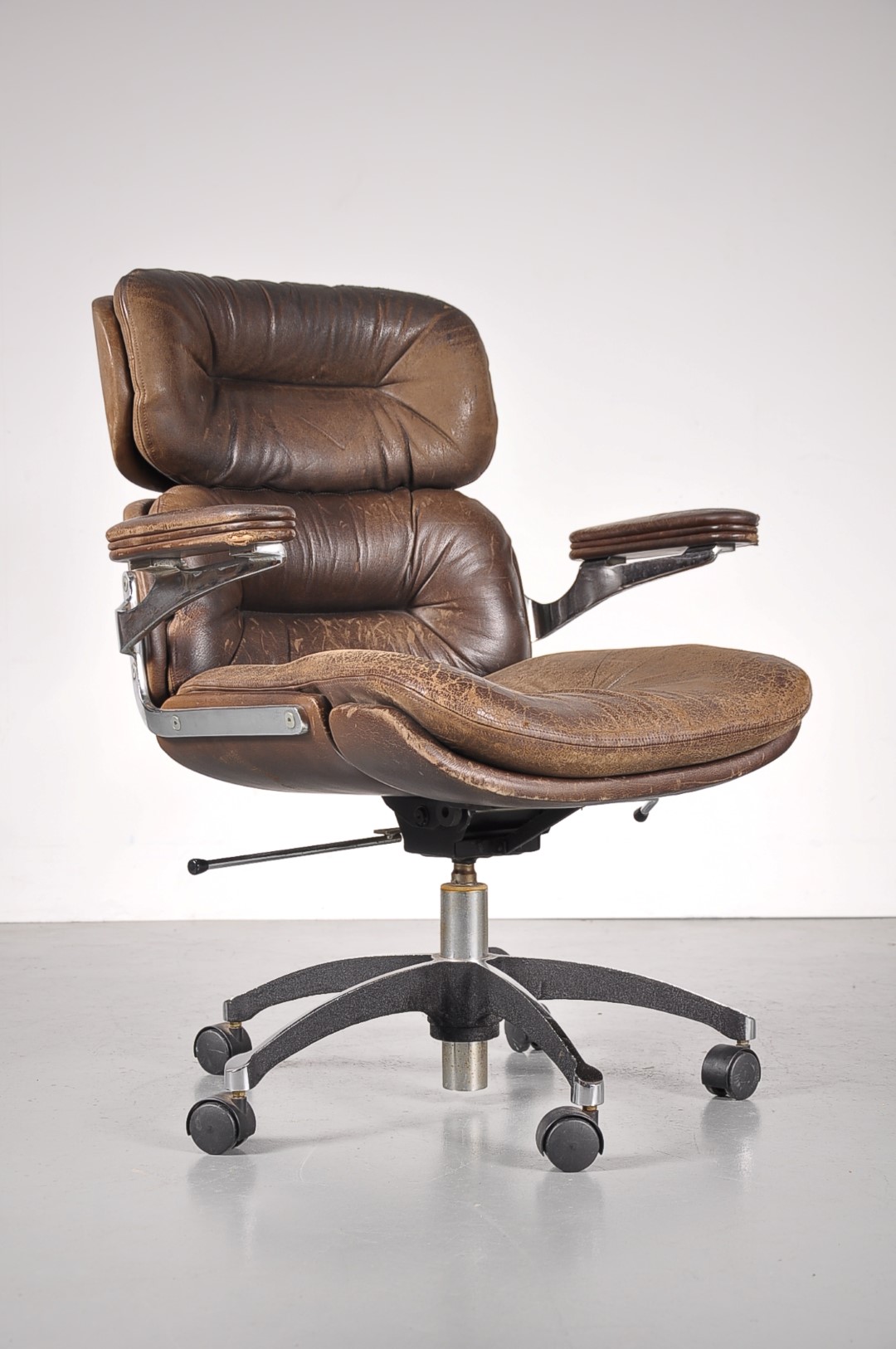 m22467 1960's unique brown leather with chrome desk chair ...