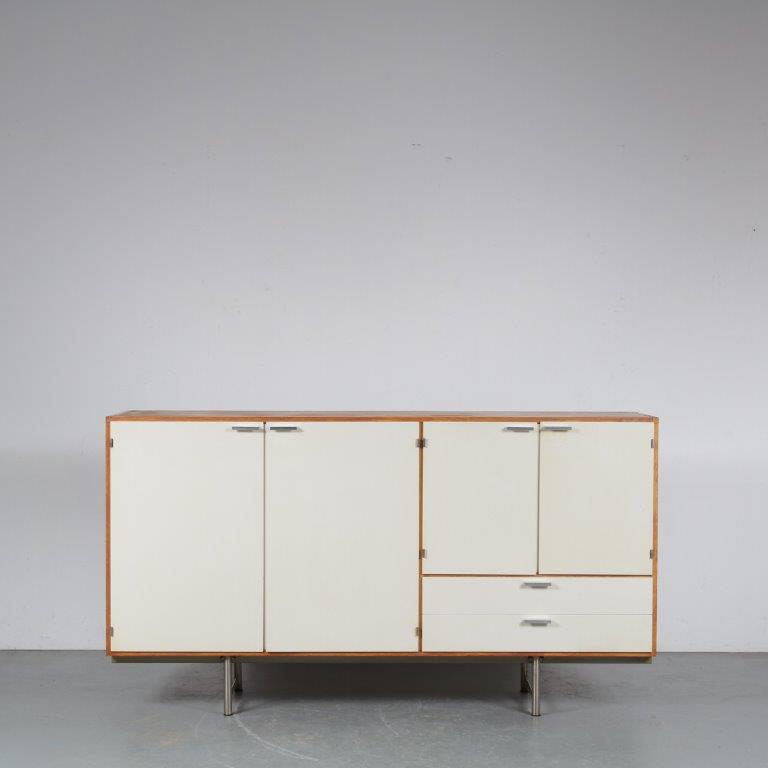 m24503 1960s Sideboard in wood with white doors and metal base Cees Braakman Pastoe / Netherlands