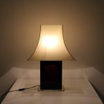 L4587 1970s Lucite table lamp with Chinese sign in base Belgium