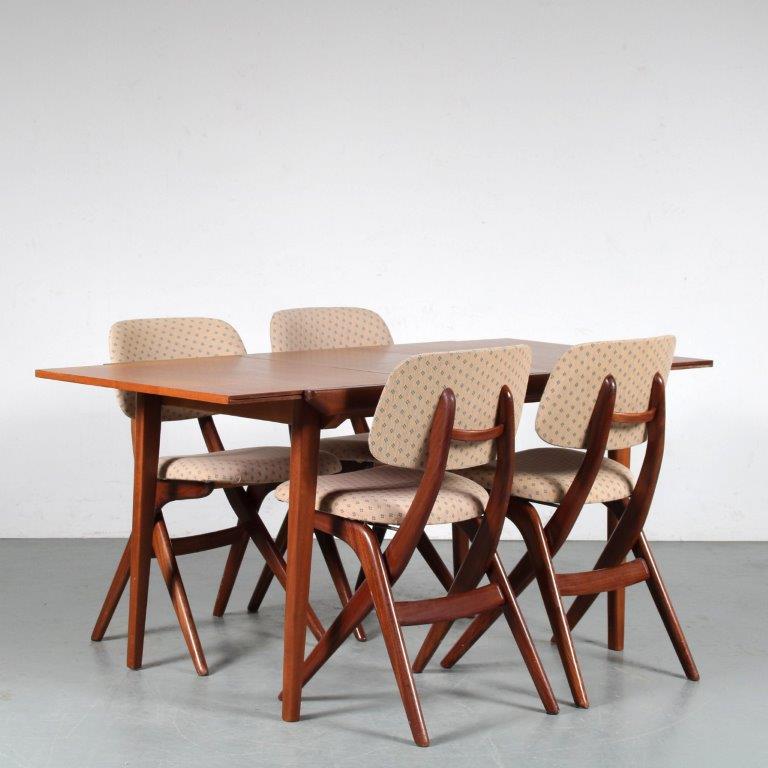 m25255 1950s Teak dining set with beige fabric upholstery, 4 chairs + table Louis van Teefellen WéBé / Netherlands