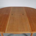 m25690 1960s Round oak extendible dining table with two inlay tops Borge Mogensen Karl Andersen, Sweden