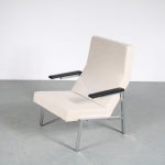 m25448 1960s easy chair on black metal base with skai armrest and new upholstery Martin Visser Spectrum / NL