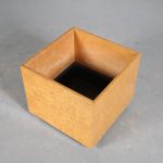 m25806 1970s Large square planter of wood covered in goat skin Saporiti, Italy