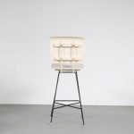m25979-80 1950s Bar stool on black metal base with white wooden seat and backrest P. J. van der Klugt Everest, Netherlands