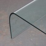 m25987 1970s Large rectangular curved glass coffee table Fiam, Italy