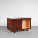 m26140 1960s Small rosewooden sideboard with two sliding doors Carlo Jensen Poul Hundevad