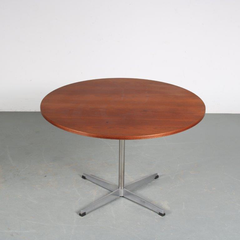 m26061 1960s Round teak wooden dining table on chrome crossbase Denmark
