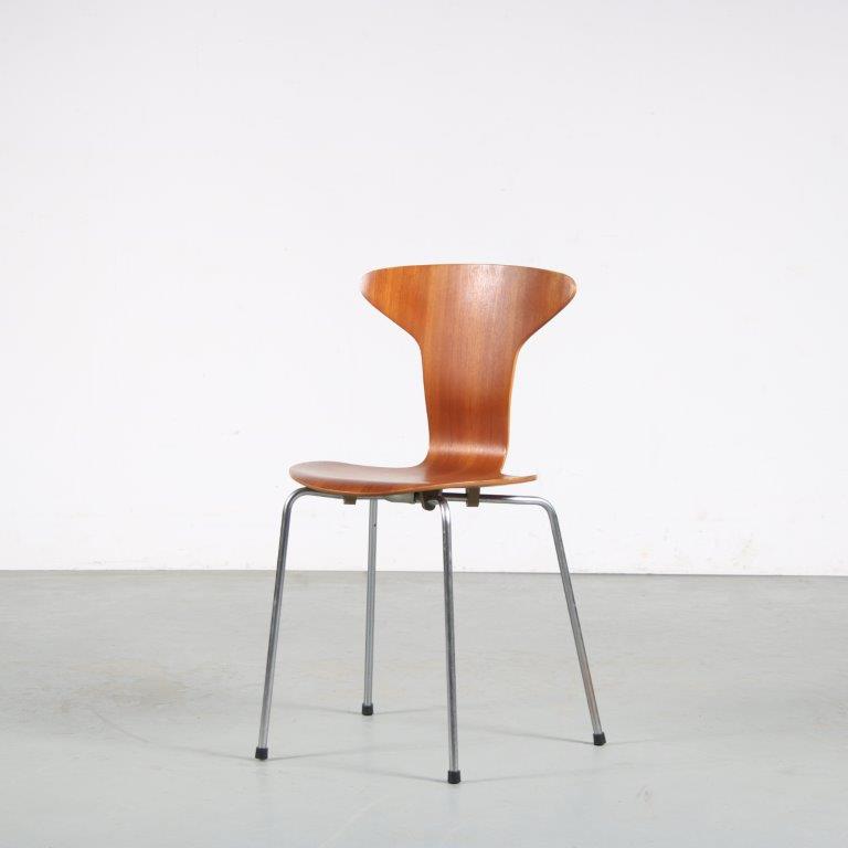 m26192 1950s Side / dining chair model Mosquito, chrome base with teak shell Arne Jacobsen Fritz Hansen, Denmark