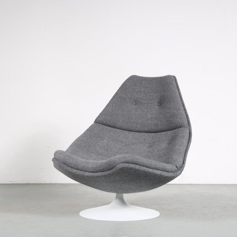m26106 1960s Easy chair on round swivel base with new upholstery model 585 Geoffrey Harcourt Artifort, Netherlands