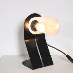 INC123 1980s Black and white metal Italian table lamp