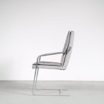 m25682 1970s Grey leather desk chair on chrome metal crossbase Germany