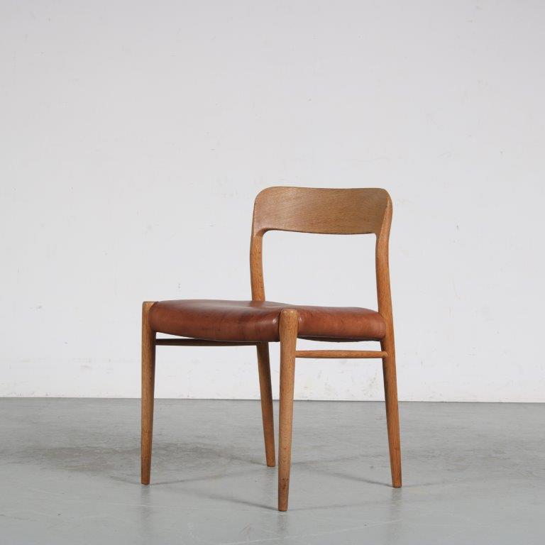 m26294 1950s Oak dining chair with original leather upholstery Moller Moller, Denmark