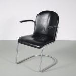 m26367 1930s Early easy chair model "413", with original black leather upholstery Gispen, Netherlands