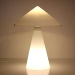 L4999 1970s White glass table lamp SCE, France