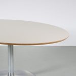 m26452 2000s Oval dining table on round chrome base with white laminated top Pierre Paulin Artifort, Netherlands