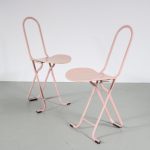 m26509-10 1970s Pink metal folding chair with wooden seat and backrest Gastone Rinaldi Thema, Italy