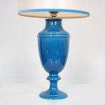 L4949 1970s Large table lamp on blue ceramics base with white fabric hood with blue edge Behreno Firenze, Italy