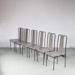 m26669 1980s Set of 6 dining chairs on black metal frame with grey leather upholstery Adelberto del Lego Misura Emme, Italy