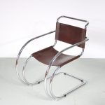 m26734 1970s MR20 Chrome pipe frame chair with brown leather upholstery Mies van der Rohe Italy