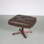 m26910 1960s Foot stool on metal with wooden crossbase with brown leather cushion / Ib Kofod Larsen / Bovenkamp, Netherlands