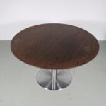 m26949 1960s Round dining table, chrome metal base with wengé top Metaform, Netherlands