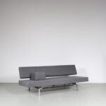 m26902 1960s 3-Seater sleeping sofa on square chrome with black metal base with new upholstery Martin Visser Spectrum, Netherlands
