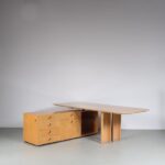 INC158 1980s L-shaped maple wooden desk Giovanni Offredi Saporiti, Italy