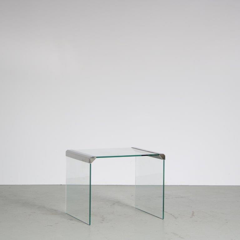 m27292 1970s Small square glass with chrome side table Pierangelo Galotti Galotti & Radice, Italy