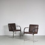 m27293 1970s Pair of side chairs model BRNO Flatbar in chrome metal with brown leather Mies vd Rohe Italy