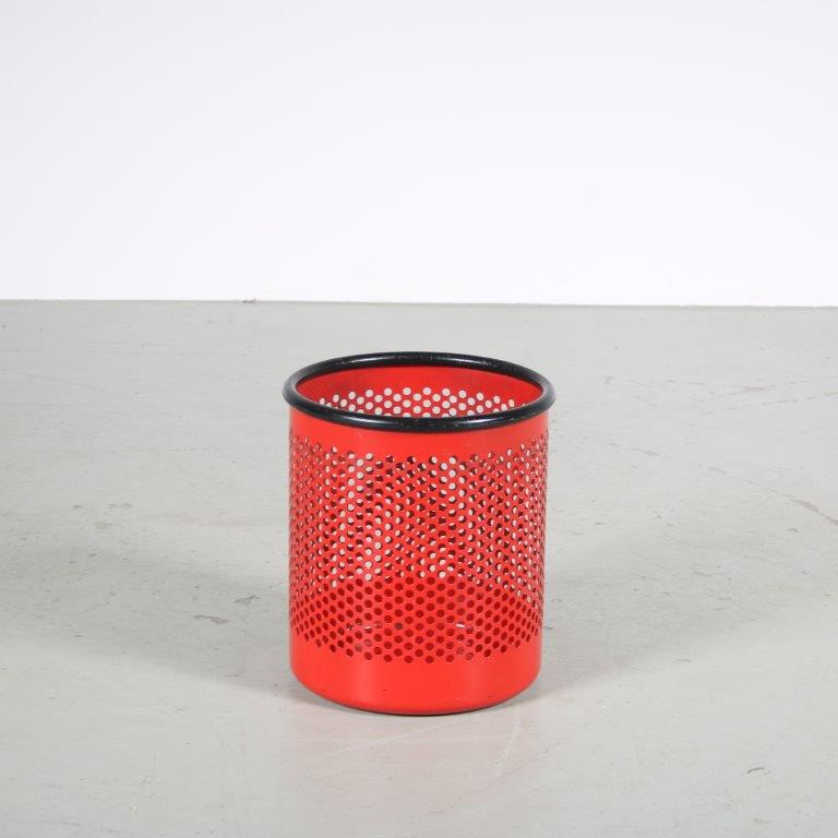 m27323 1980s Red perforated metal bin Paul Barbieri & Giorgio Marianelli Rexite, Italy
