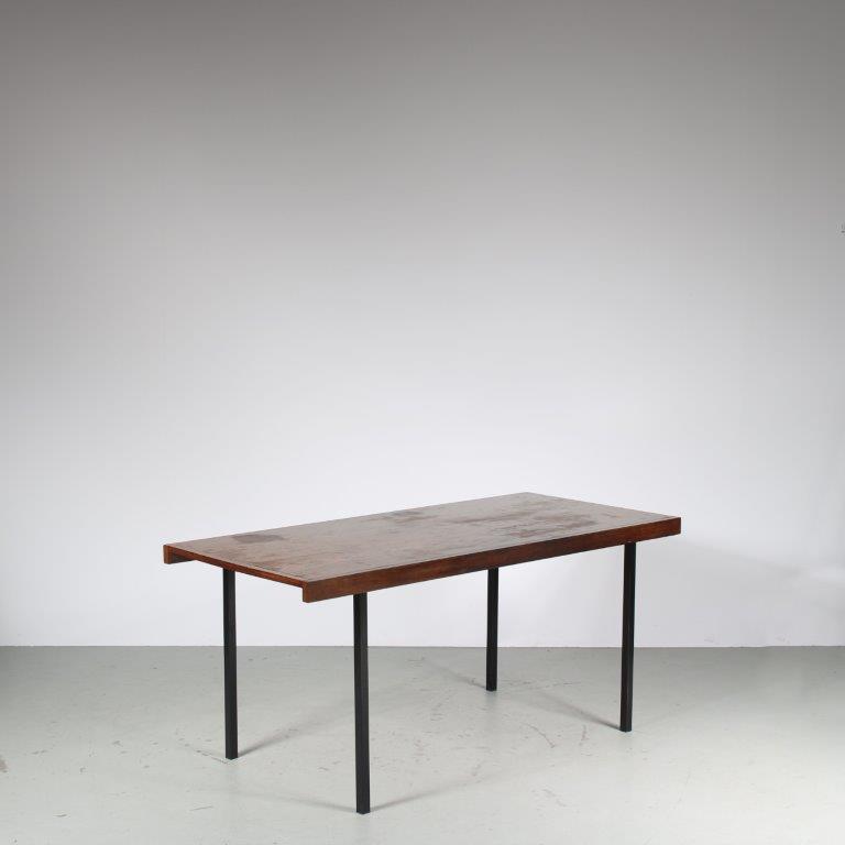 m27400 1950s Dining table on black metal base with wengé wooden top Martin Visser Spectrum, Netherlands