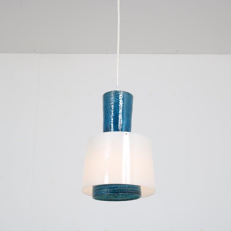 L5262 1960s Remini blue ceramics with white plastic hanging lamp Aldo Londi Bitossi, Italy