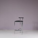 m27565 1980s Bar stool in chrome metal with black skai upholstery Rodney Kinsman Bieffeplast, Italy