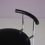 m27565 1980s Bar stool in chrome metal with black skai upholstery Rodney Kinsman Bieffeplast, Italy