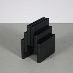 1960s Magazine rack by Giotto Stoppino for Kartell, Italy