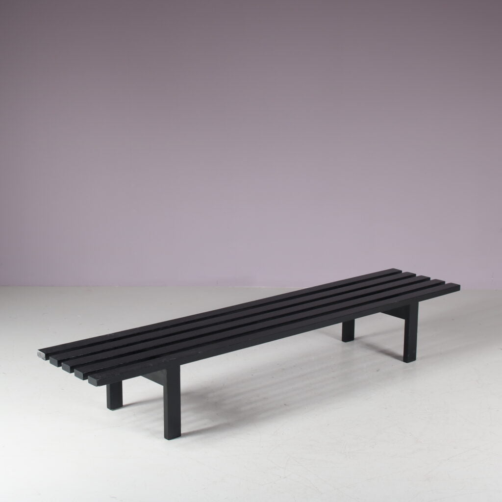 m27650 1960s Black stained wooden slatted bench Martin Visser Spectrum, Netherlands