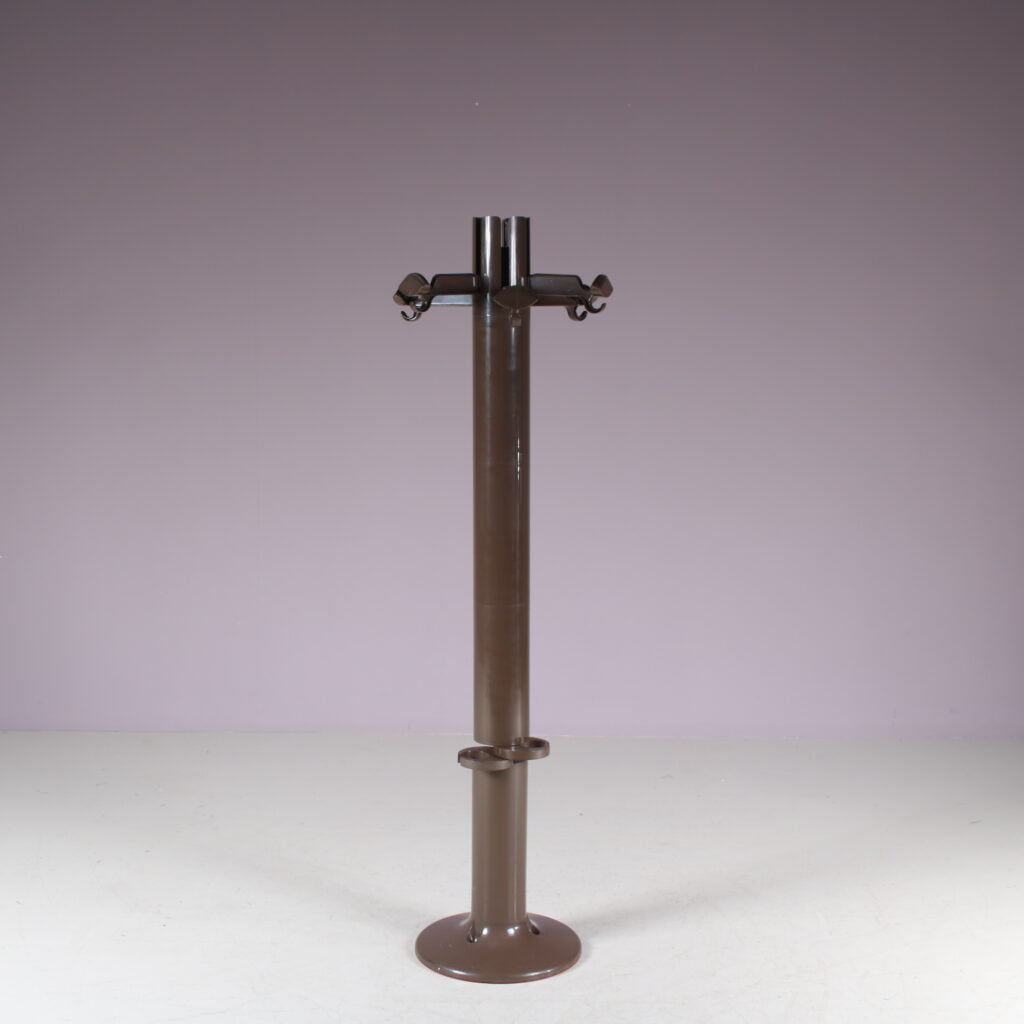 m27660 1970s Brown plastic coat rack model Planta Giancarlo Piretti Castelli, Italy