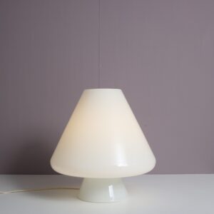 L5350 1970s Large white glass table lamp / Venini Murano, Italy