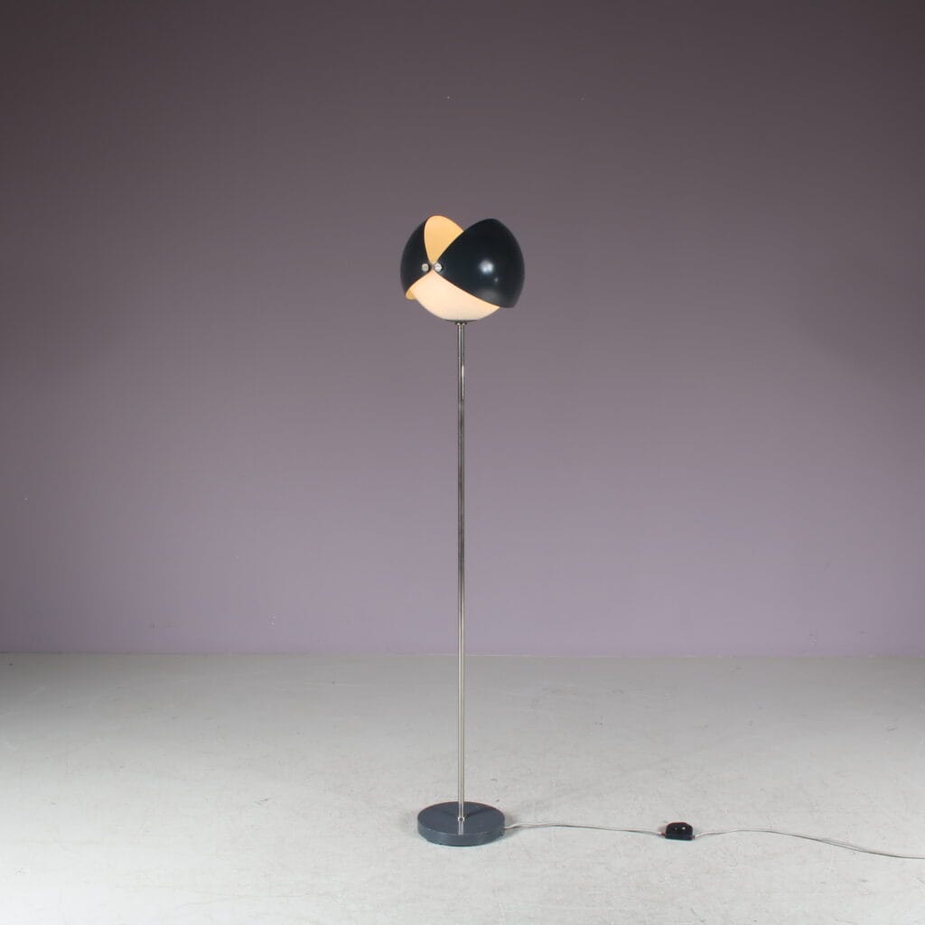 L5345 1960s Floor lamp with two adjustable shades / Dijkstra, Netherlands