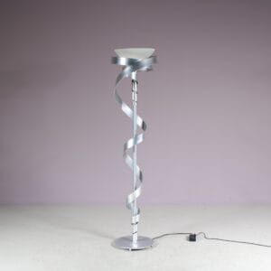 L5408 1990s Silver metal curved floor lamp with milk glass shade / M.M. Lampadari, Italy