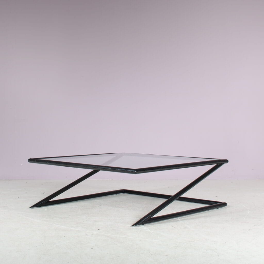 m27911 1980s Z-shaped black metal coffee table / Harvink, Netherlands