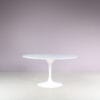 m27664 1970s Dining table diamter 137cm, white metal trumpet base and laminated top Eero Saarinen Knoll International, USA