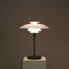 L5324 1970s Table lamp model PH80 in chrome with black metal and white and orange plexiglass / Poul Henningson / Louis Poulsen, Denmark