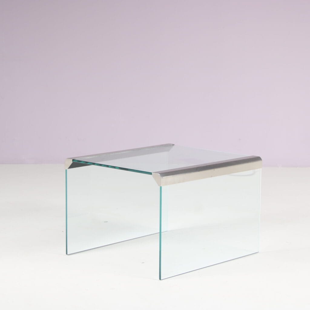 m28039 1970s Side table in glass with matt chrome edges / Gallotti & Radice / Italy