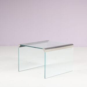 m28039 1970s Side table in glass with matt chrome edges / Gallotti & Radice / Italy