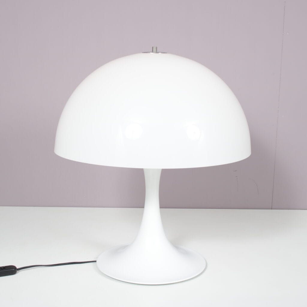 L5346 1970s Mushroom table lamp in metal with plexiglass shade Raak, Netherlands