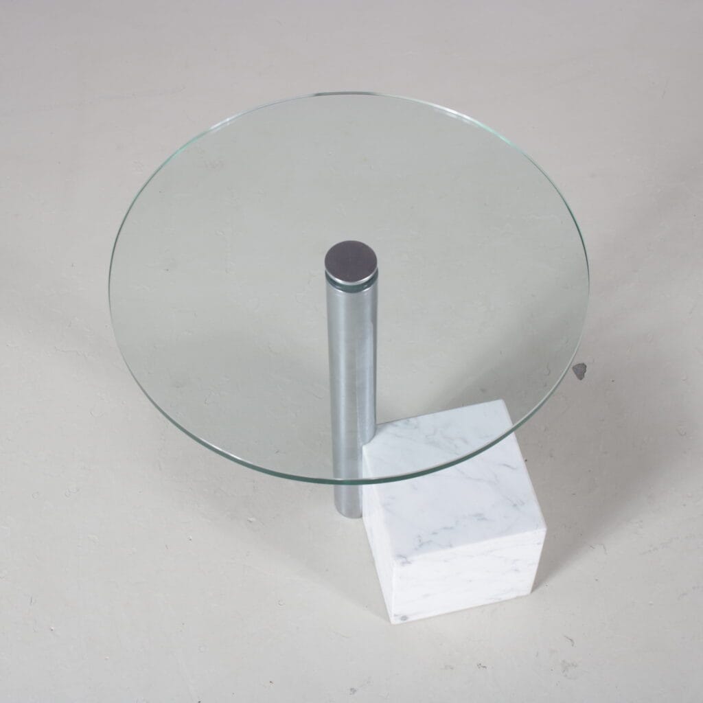 m28015 1980s Side table on marble base with chrome arm and glass top / Hank Kwint / Metaform, Netherlands