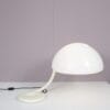 L5490 1970 Serpente table lamp in white metal with plexiglass Elio Martinelli Martinelli, Italy