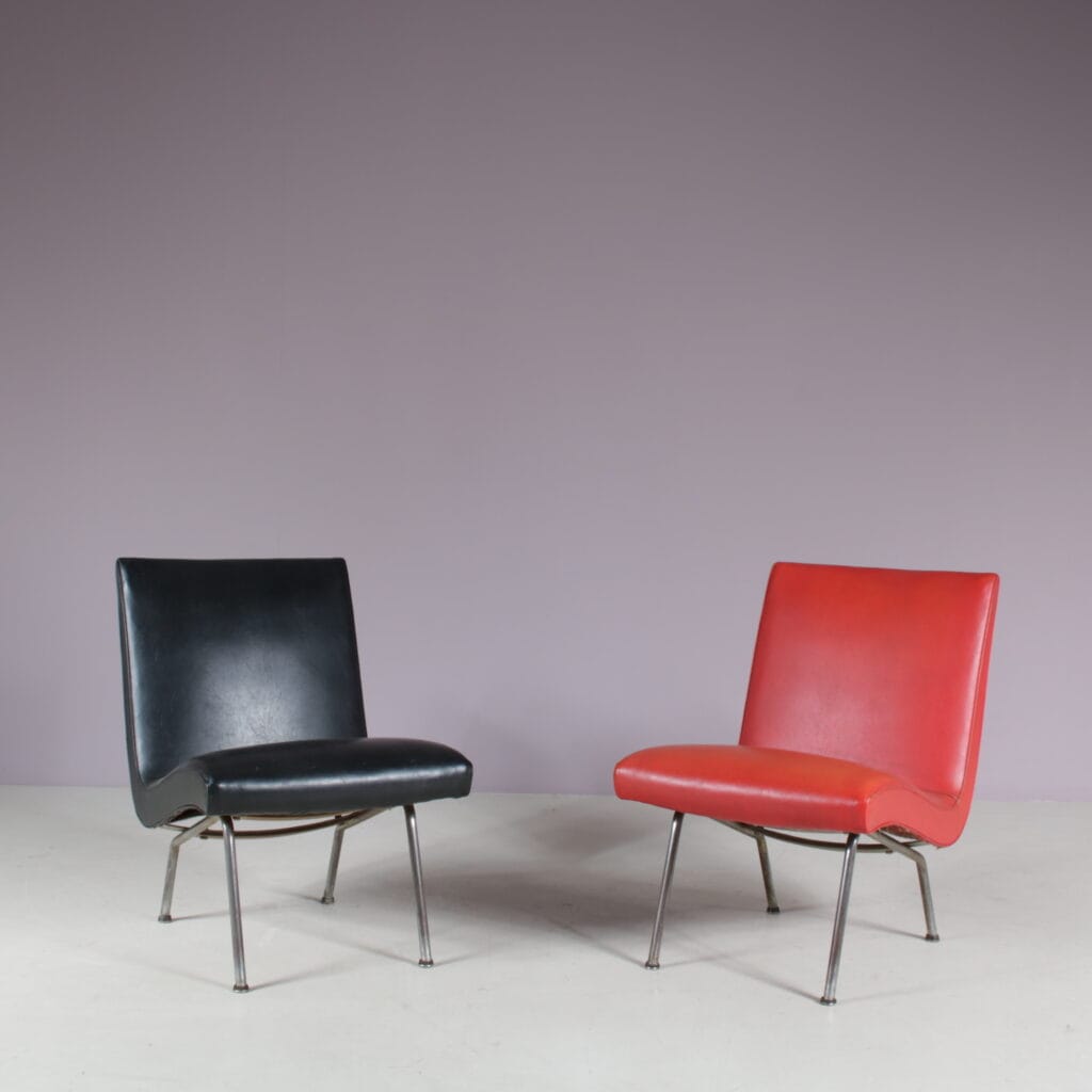 m26531 1947 Pair of Walter Knoll “Vostra” Chairs for Knoll, Germany