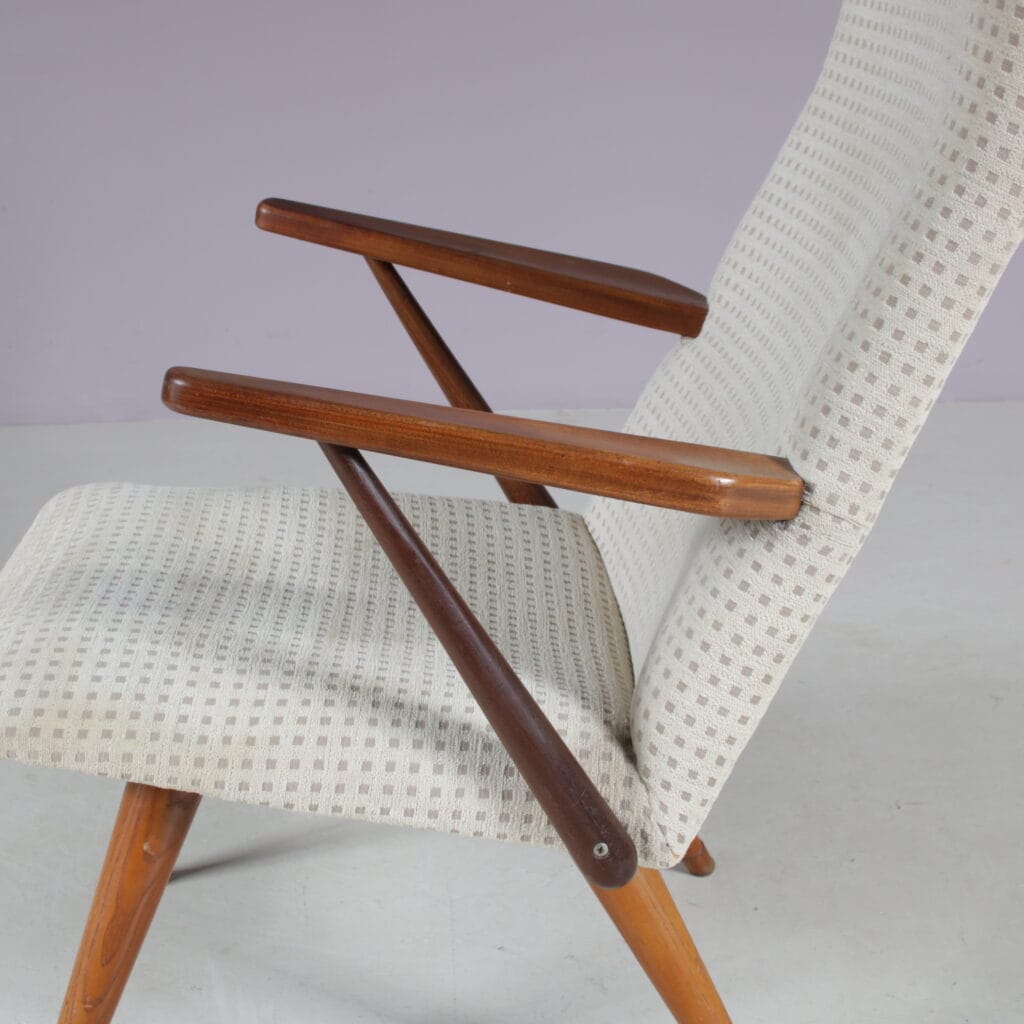 m28126 1950s Lounge chair in teak wood with fabric upholstery / Bengt Akerblom / Sweden